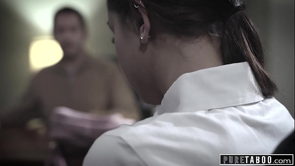 Sex teen Châu Âu – Đụ lén vợ bạn khi đến nhà chơi